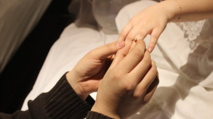 Як правильно українською назвати жінку в шлюбі