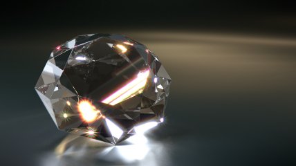 Заборонено купувати алмази, які вироблені або оброблені в РФ