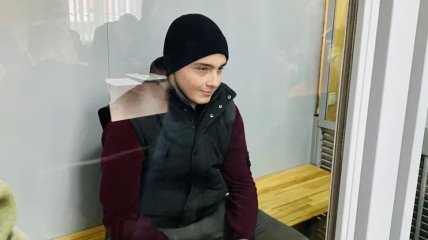 Коля Харківський на суді 19 січня не зміг приховати посмішку