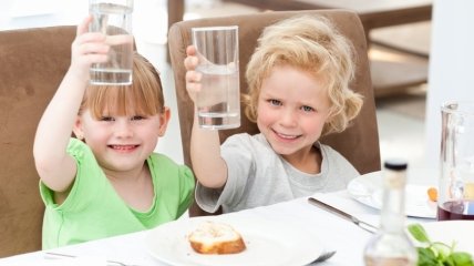 7 напитков зимы: позаботься о питьевом рационе ребенка