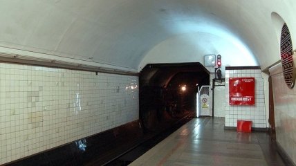 Станция метро "Вокзальная" снова работает: взрывчатку не нашли