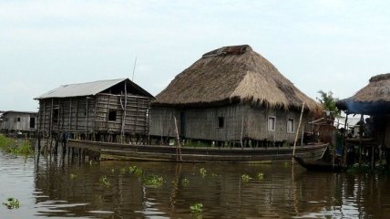 Ганвье - крупнейшая озерная деревня в Западной Африке (Фото)