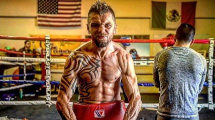 Украинского боксера Редкача пригласили на чемпионат по пощечинам