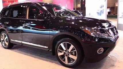 Nissan опубликовал стоимость обновленного кроссовера Pathfinder 2017
