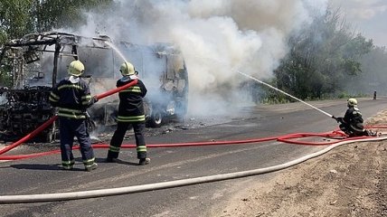 В Черкасской области на ходу загорелся пассажирский автобус 