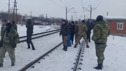 В Евросоюзе призвали прекратить блокаду Донбасса 