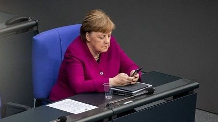 СМИ: Российским хакерам удалось взломать электронную почту Меркель