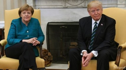 Трамп рассказал, сколько раз он жал руку Меркель