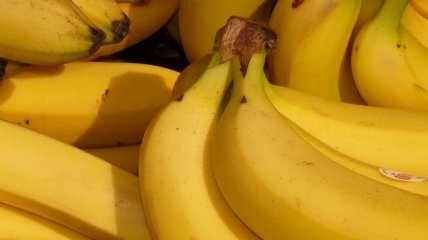 Стало известно, кому нельзя есть бананы
