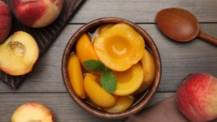 Кладезь вітамінів та смаку взимку — маринований нектарин