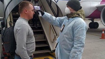 В Киеве в аэропорту зафиксировали еще один случай коронавируса
