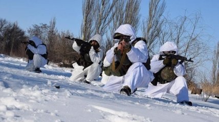 Оккупанты в субботу стреляли у Станицы-Луганской, Песков и Широкино