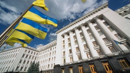 Эксперты высказали ряд претензий к политике Офиса президента Украины