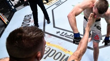 Порье и Хукер госпитализированы после "рубки" на UFC Vegas 4