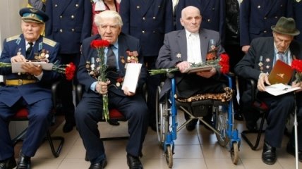 Кабмин увеличил пенсии ветеранам ВОВ, которым исполнилось 100 лет