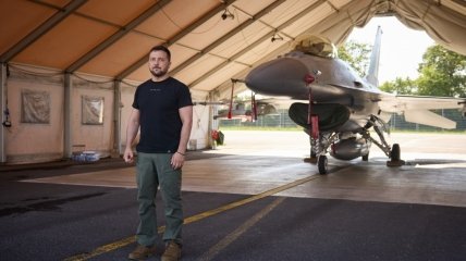 Самолеты F-16 обещают передать Украине в начале 2024 года
