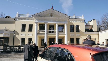 Резиденция владимира путина в Нового-Огарево