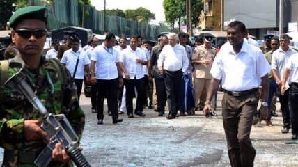 Правительство Шри-Ланки объявило комендантский час