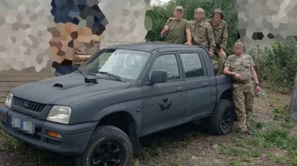 Favbet Foundation передал ВСУ очередной автомобиль Mitsubishi L200