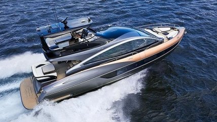 Lexus представил спортивную яхту класса люкс