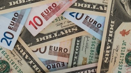 Доллар и евро уверенно продолжают падать: курс валют в Украине на 16 июня