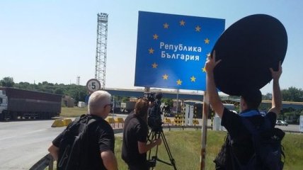 На границе Болгарии и Румынии задержан автобус с украинскими туристами