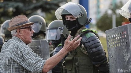Третий день протестов в Беларуси: последние новости и что известно 