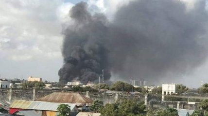 Пострадала военная база: В столице Сомали произошел мощный взрыв 
