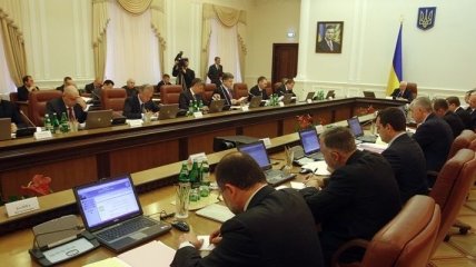 У Азарова говорят, что успели одобрить Бюджет до отставки