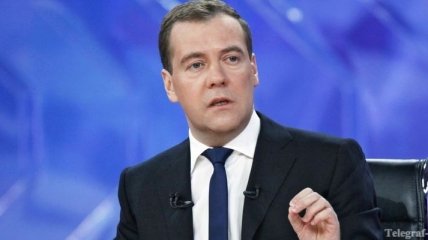 Медведев намекнул на близкие отношения Меркель и Путина