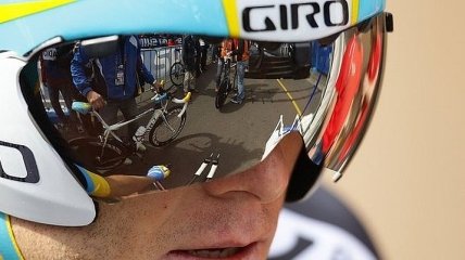 Украинский велогонщик Гривко отстранен от гонок за удар соперника в лицо