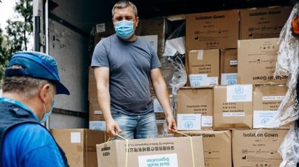 Борьба с COVID-19: ВОЗ доставит 1,5 тыс литров дезинфицирующих средств в больницы Украины