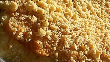 Яблоки под штрейзелем