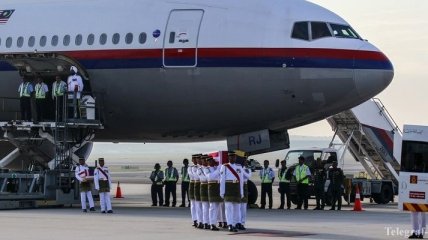 В Куала-Лумпур прибудет 3-й борт с телами погибших в крушении MH17