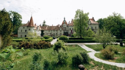 Замок Шенборнов в Закарпатье