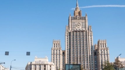 Страны Балтии высылают российских дипломатов: Москва готовит ответ