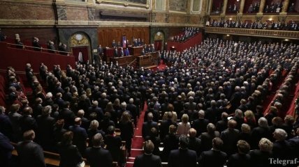 Сенат Франции утвердил резолюцию об отмене санкций против РФ