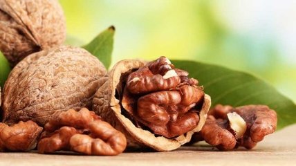 Врачи выяснили, что орехи могут снизить риск рака