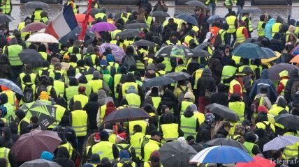 Протест "желтых жилетов" во Франции: погибших уже девять 