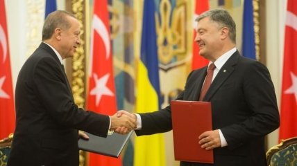 Украина и Турция подписали ряд соглашений о сотрудничестве