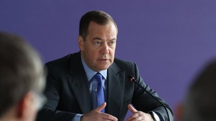 дмитрий медведев