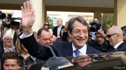 Действующий президент Кипра победил во втором туре выборов