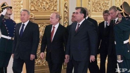 У Росии и Таджикистана разные варианты договора по военной базе