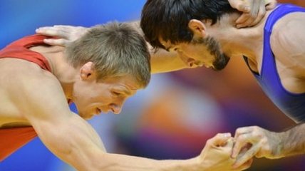 Украинский борец берет "бронзу" на чемпионате в Европе 