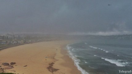 Из-за сильного шторма в Австралии 