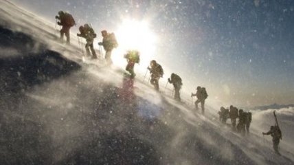 Украинский альпинист погиб во время восхождения на Эльбрус