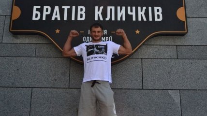 Украинский боксер отказался помогать сопернику Кличко