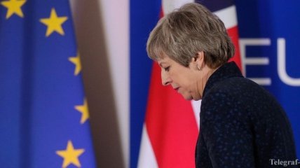 СМИ: Британские министры требуют отставки Мэй