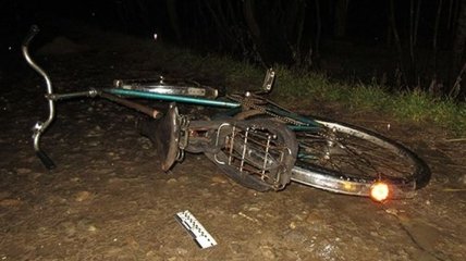 На Прикарпатье мужчина сбил насмерть пенсионера-велосипедиста
