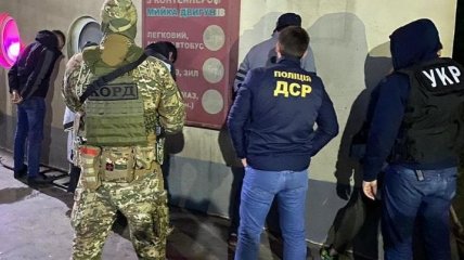 Замах на лідера наркокартелю в Києві: поліція затримала чотирьох іноземних кілерів